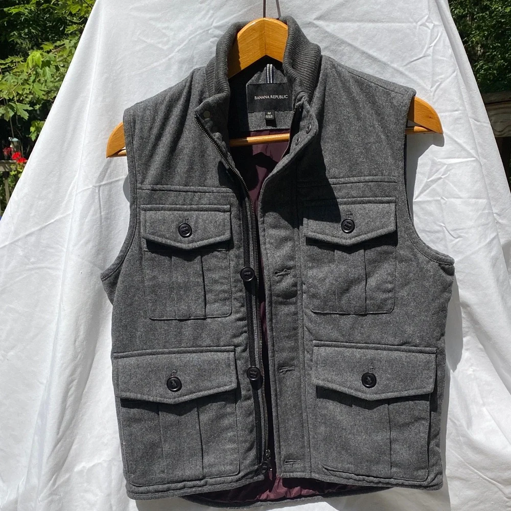 Banana Republic Men's Gray Wool Blend Vest with Full Zipper Men’s-M NWOT - Picture 4 of 6